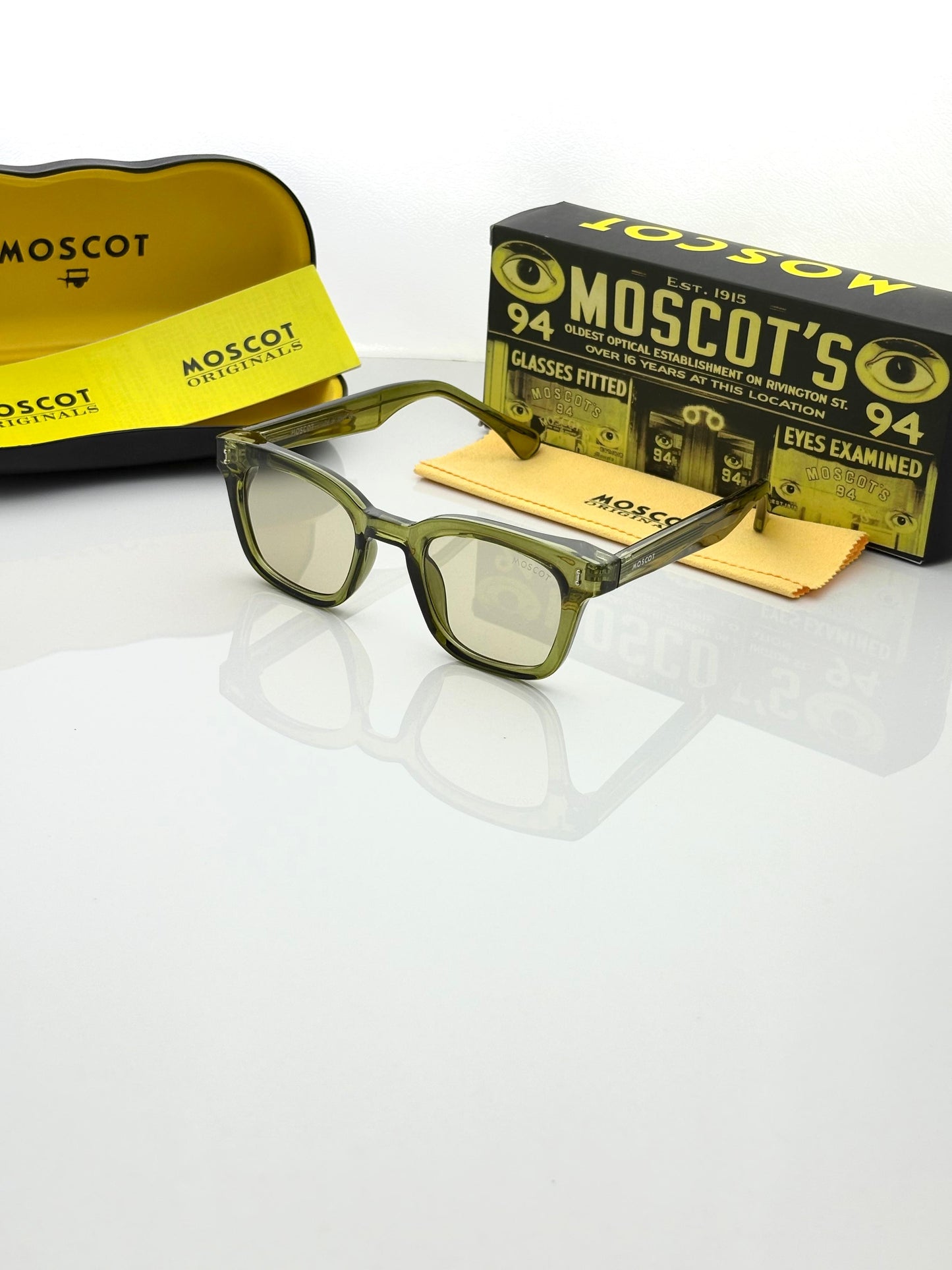 MOSCOT GREEN 9325