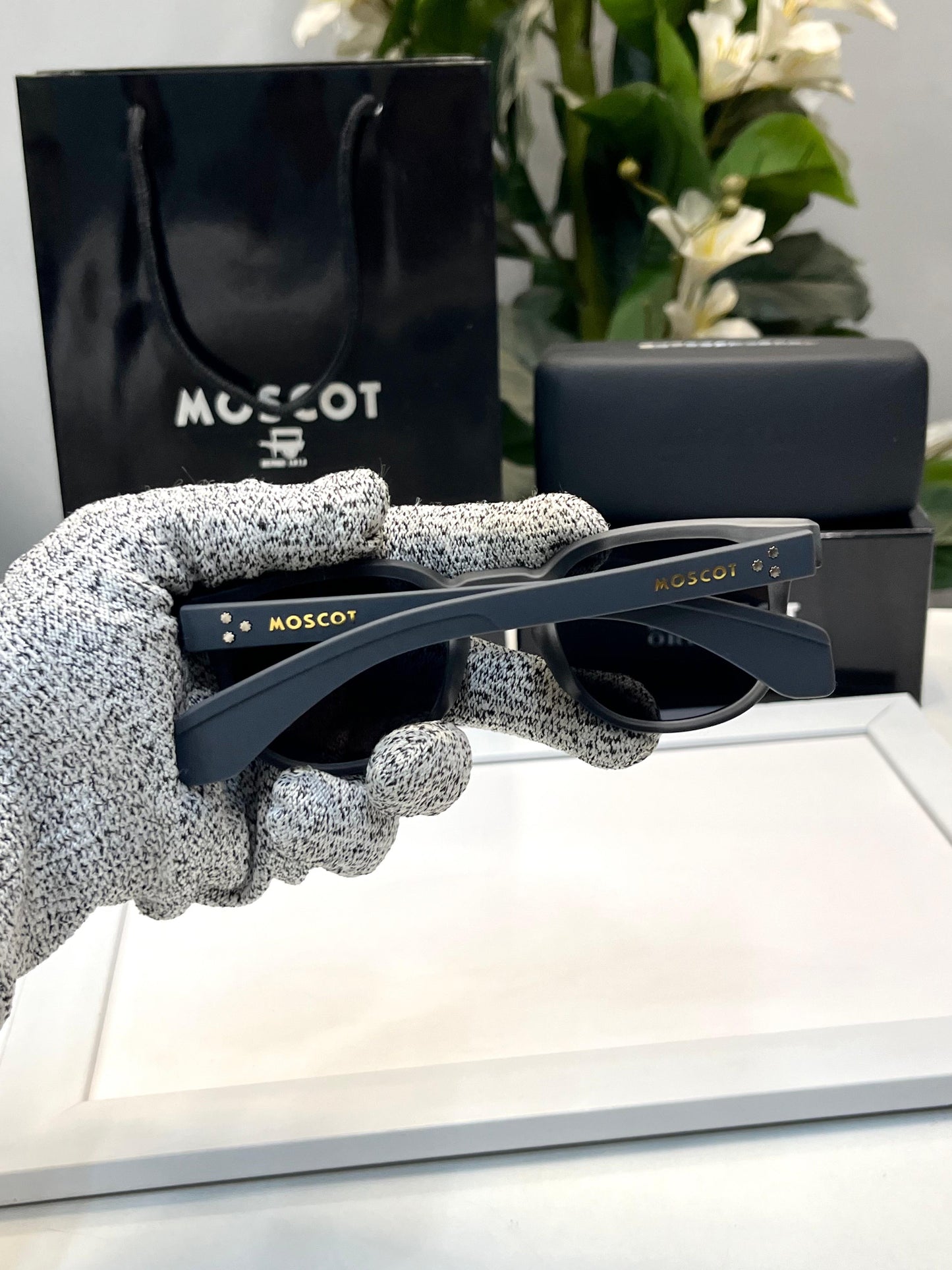 MOSCOT 120 grey