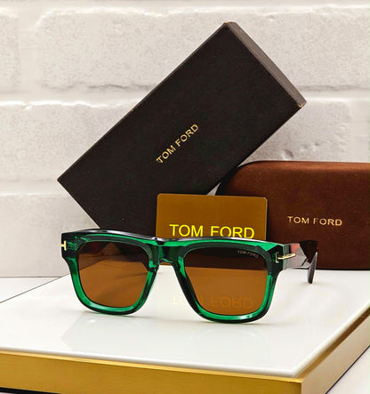 TOMFORD FULL COLOUR