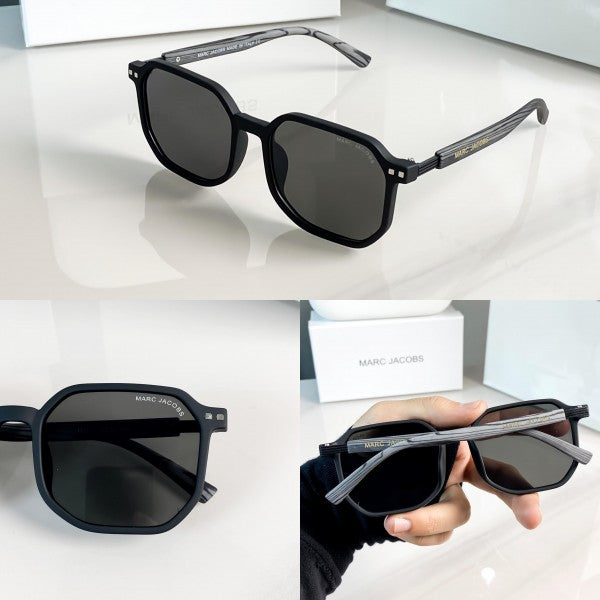 Marc Jacobs black grey 301