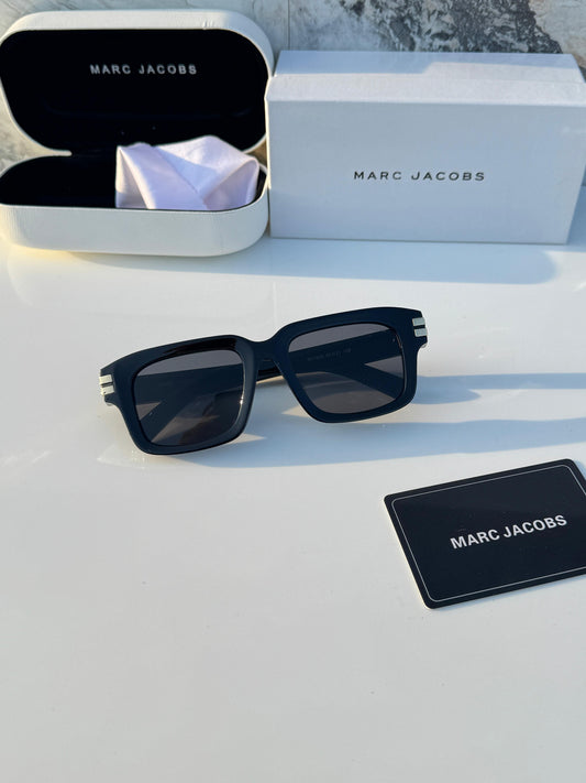 MARC JACOBS