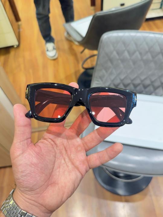 tomford4184_redcandy