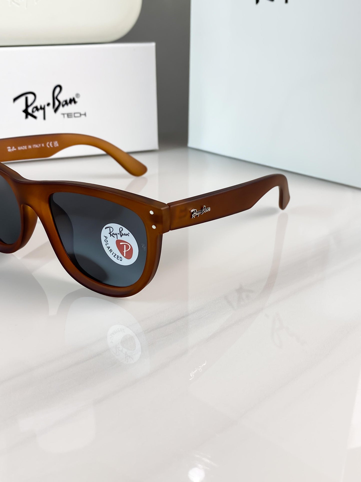 RAY BAN REVERSE BROWN BLACK