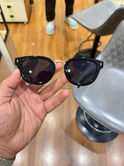 PRADA BLACK