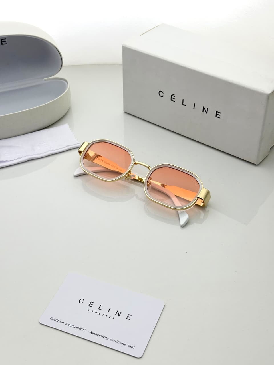 CELINE