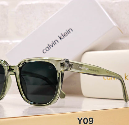 CALVIN KLEIN GREEN LIGHT