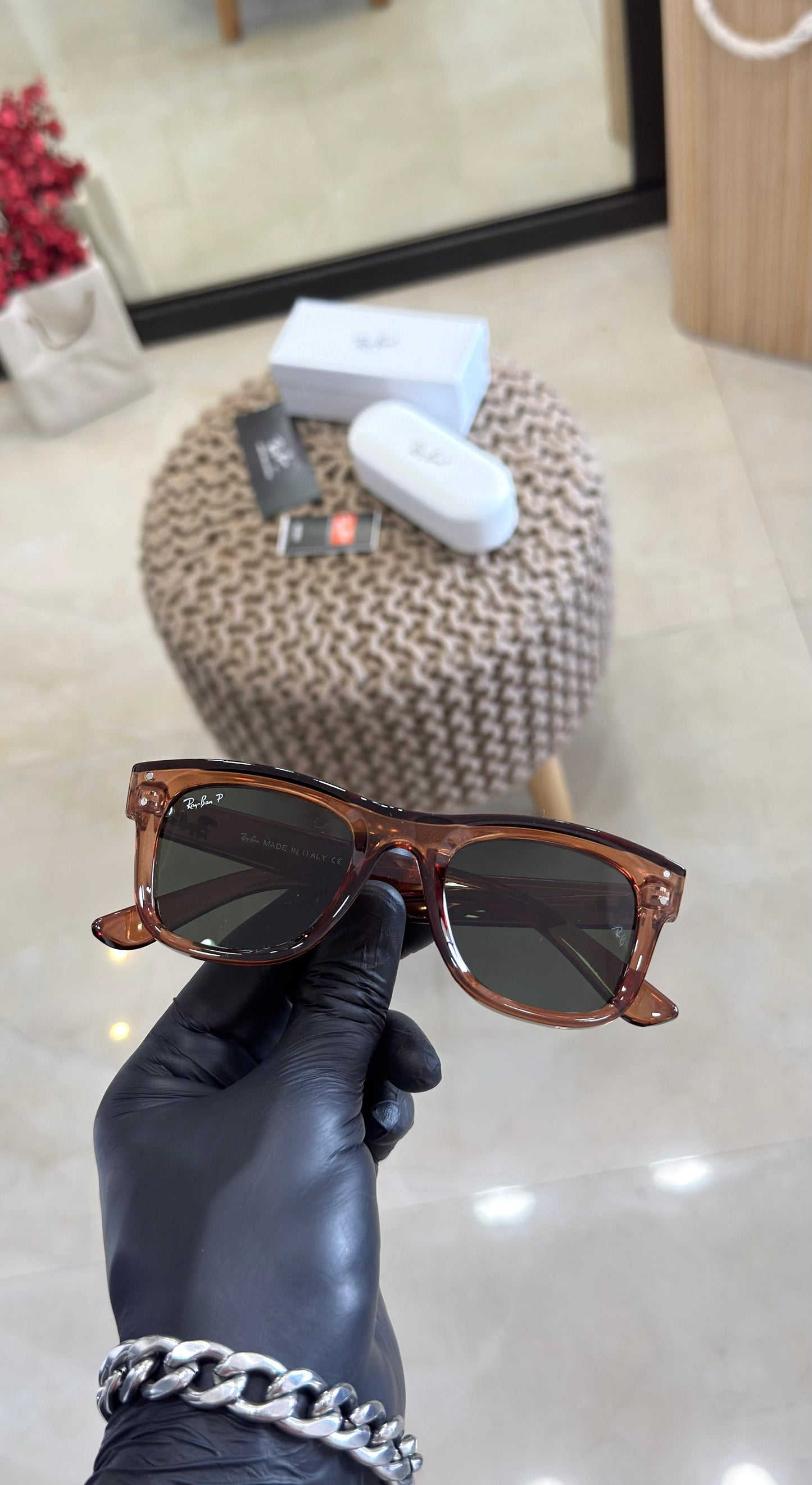 RAYBAN 05