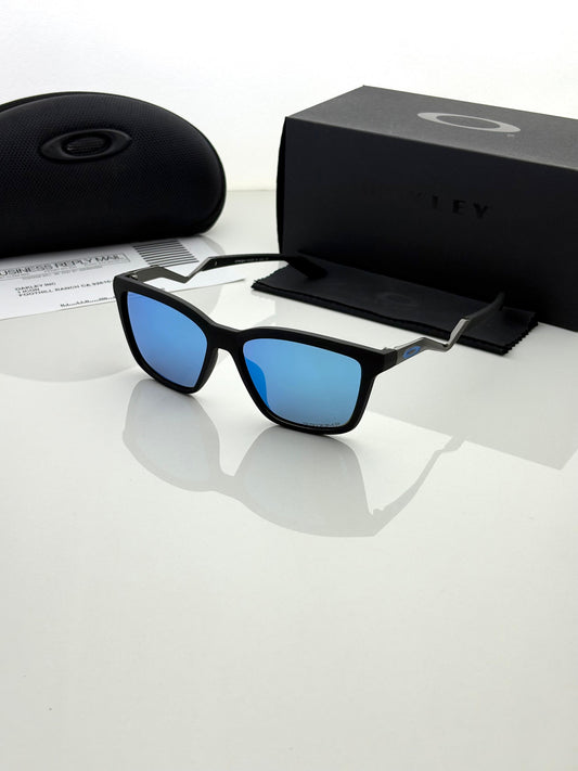 Oakle black blue