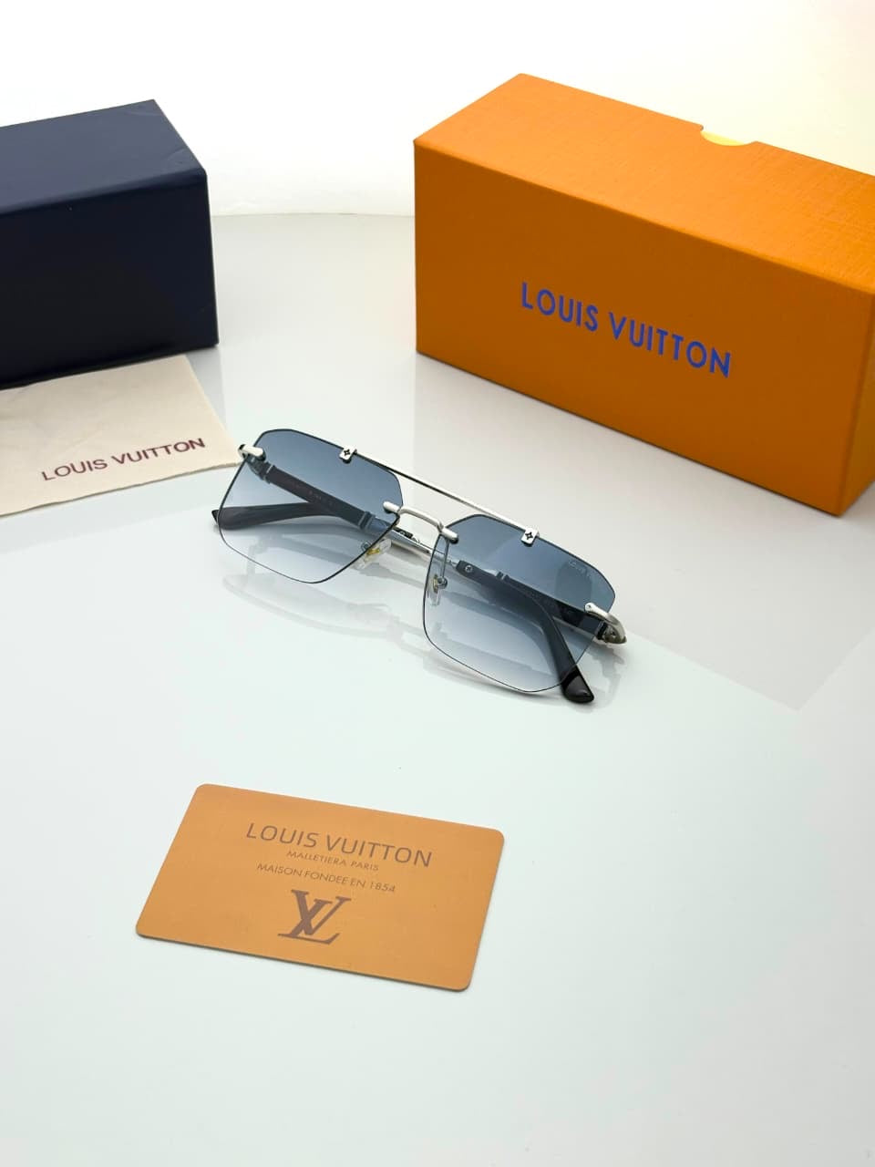 LOUIS VUITTON BLUE
