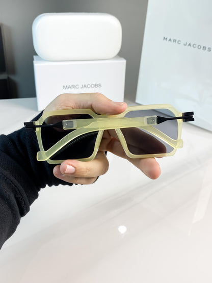 MARC JACOBS BLACK YELLOW