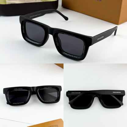 LOUIS VUITTON BLACK