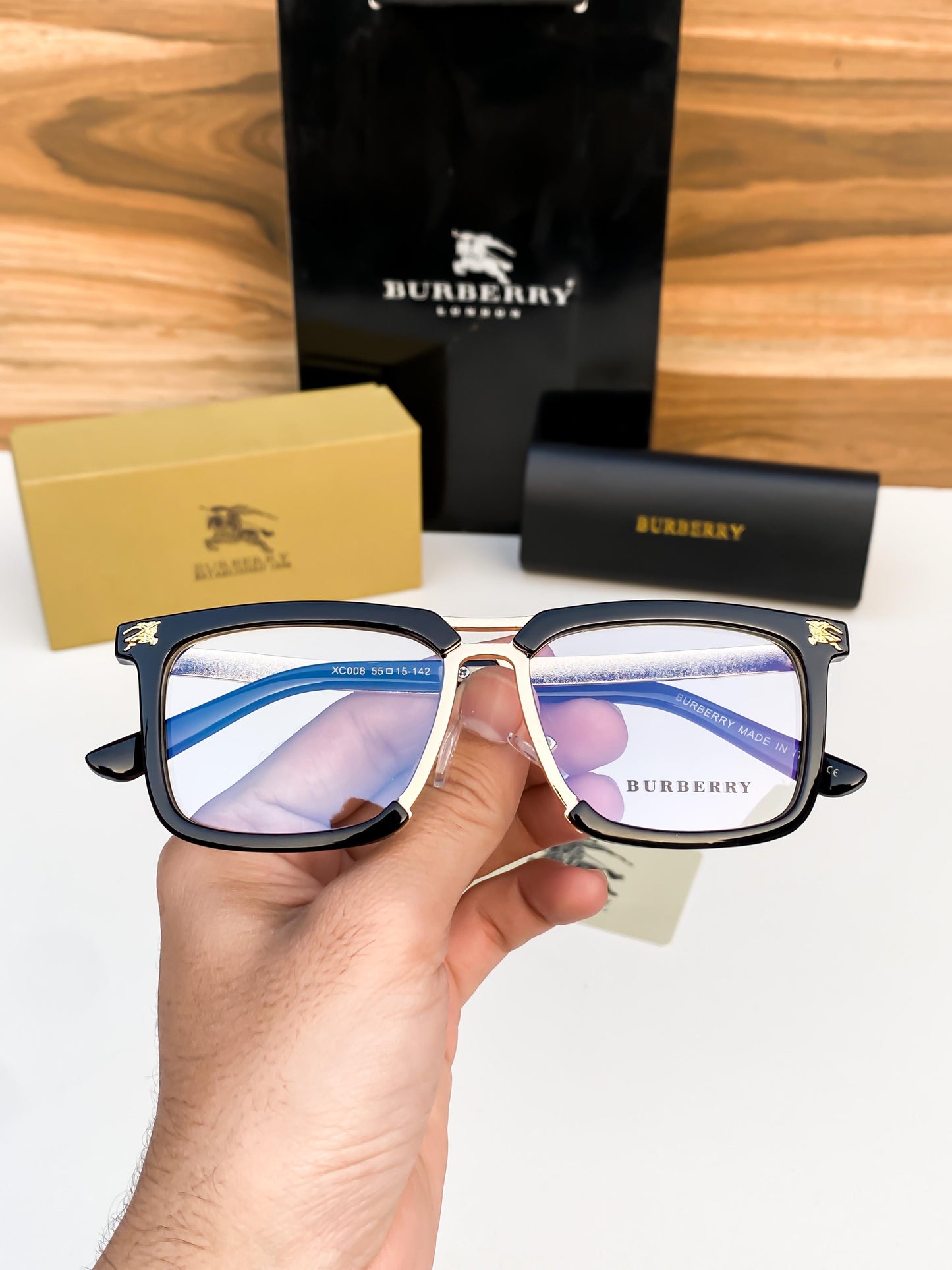 BURBERRY FRAME GOLD BLACK