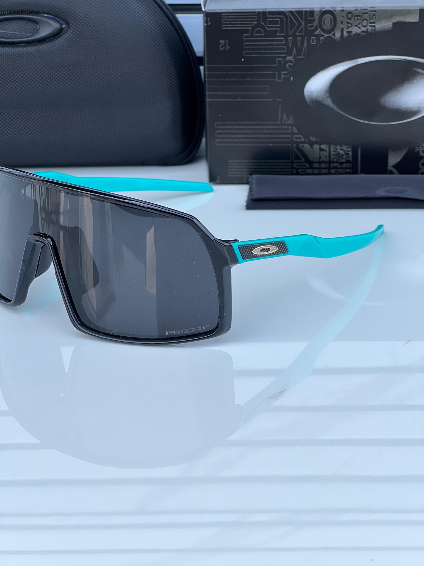 OAKLEY SKY BLACK