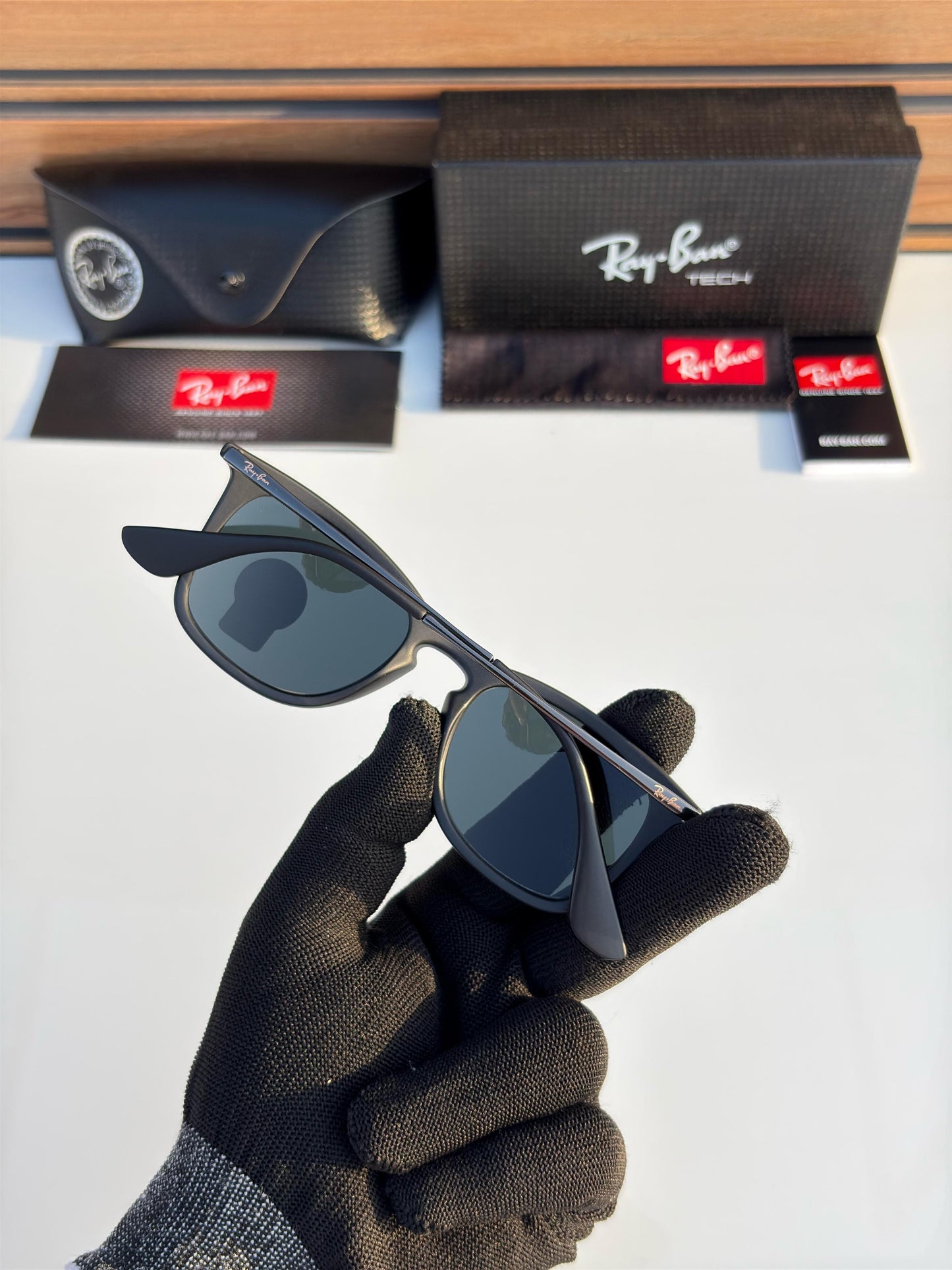 RAYBAN 4221 black