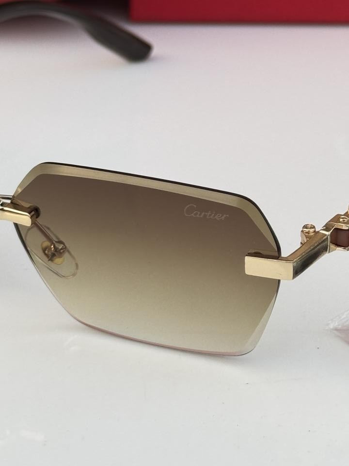 Cartier_018_gold_brown
