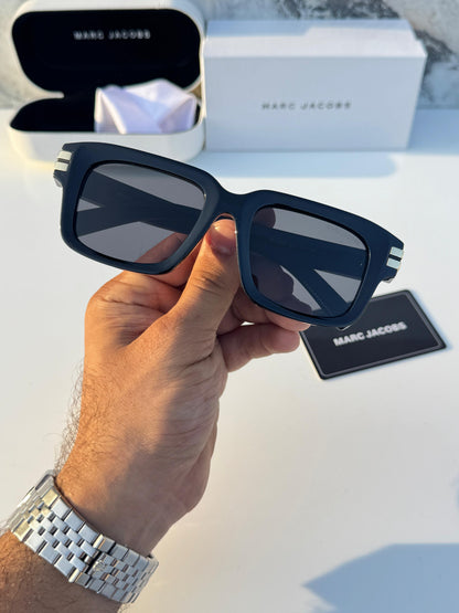 MARC JACOBS