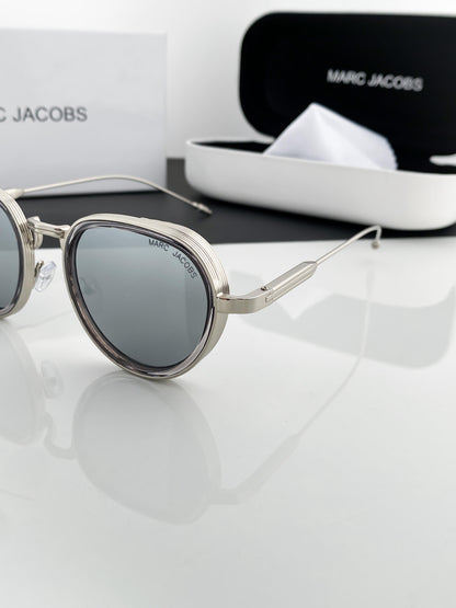 MARC JACOBS