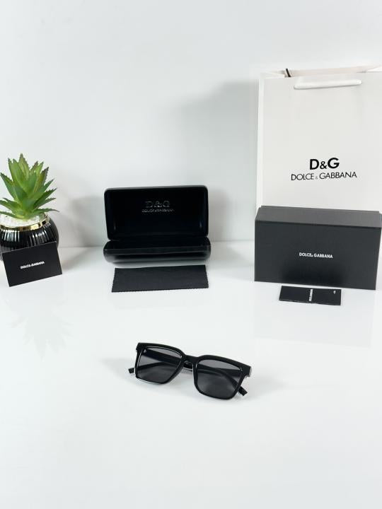 DG 5101 Black White