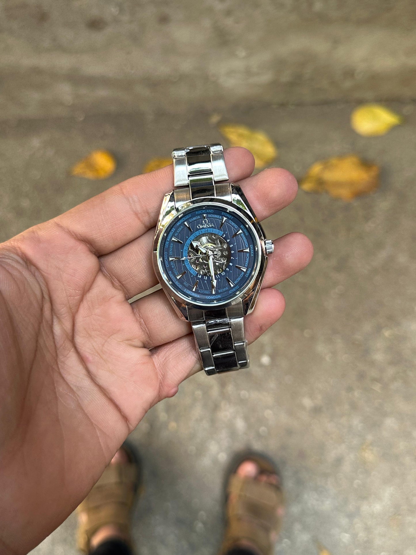 OMEGA AUTO