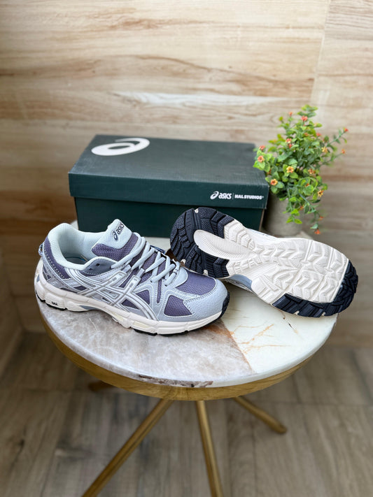 ASICS