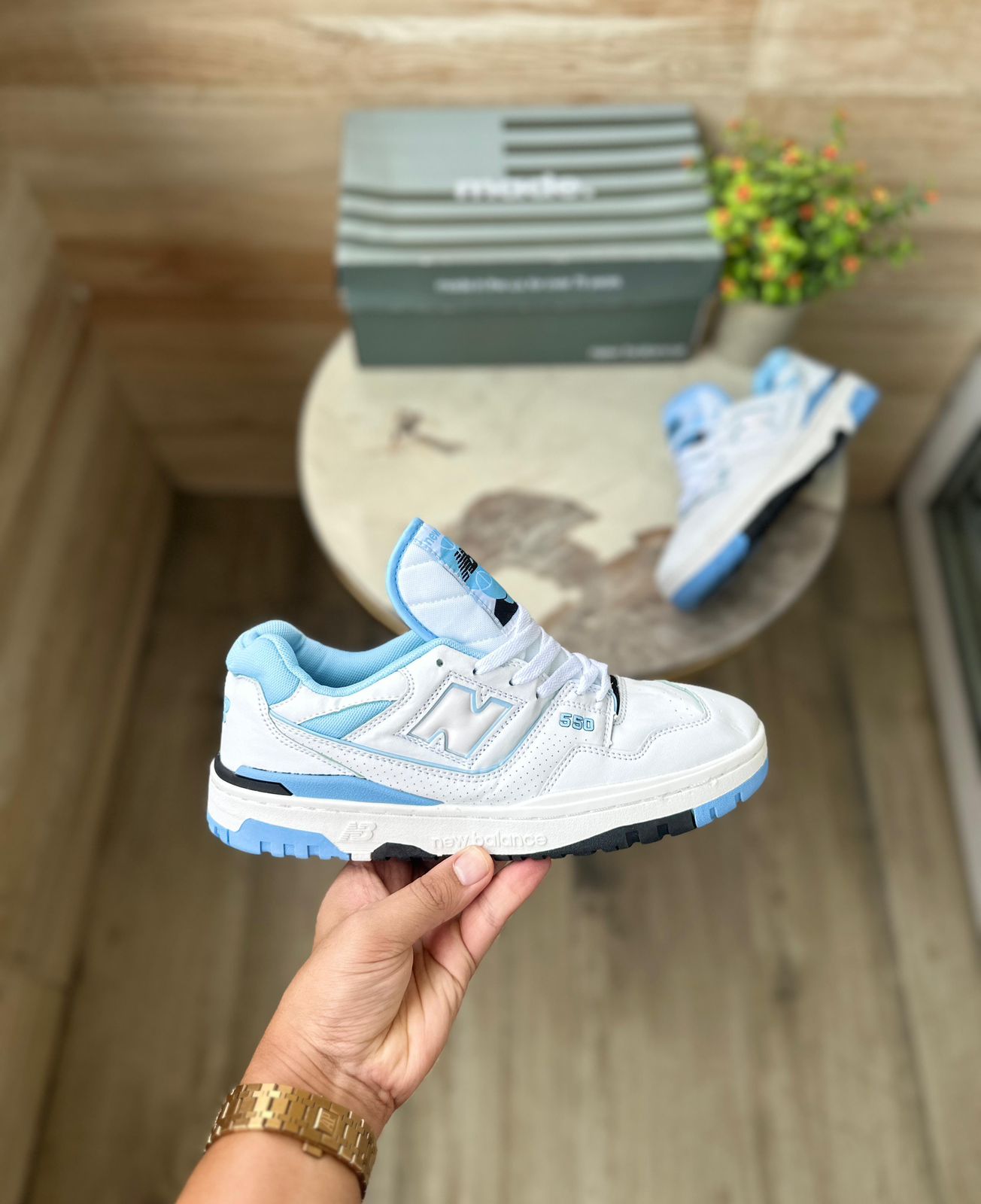 NEW BALANCE