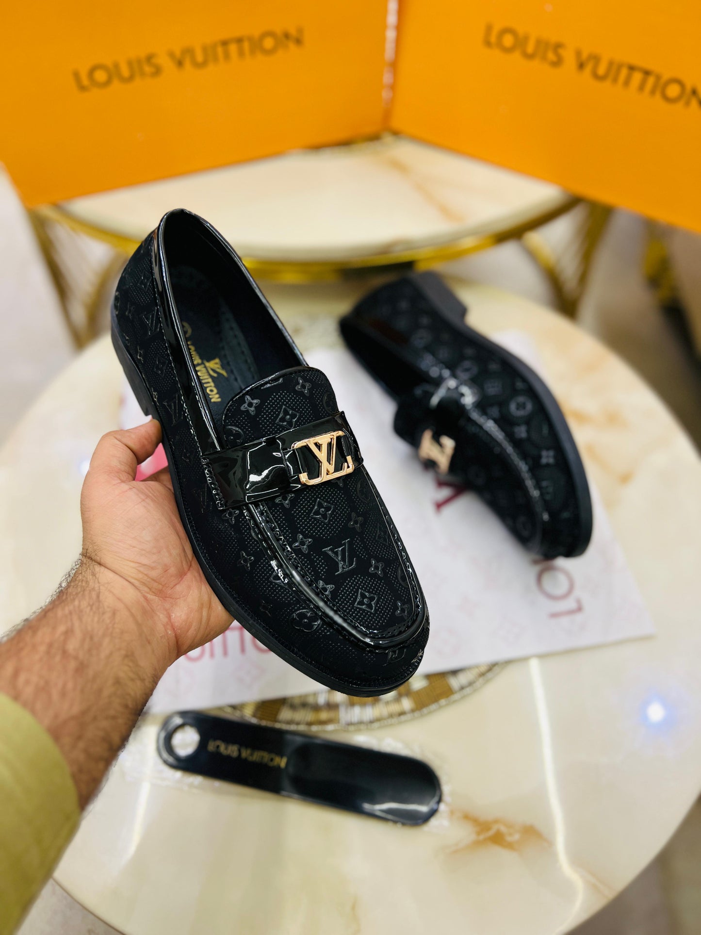 LV